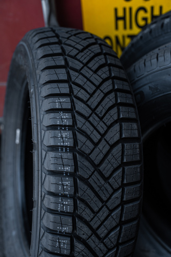 фото протектора и шины Commercio 4 Seasons Шина Sailun Commercio 4 Seasons 225/75 R16C 121/120R